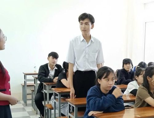 Học sinh sinh viên MITC hào hứng khám phá mô hình khởi nghiệp sản xuất enzyme bồ hòn